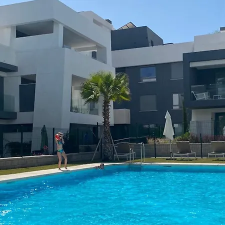 In Vanian Gardens إِستيبونا