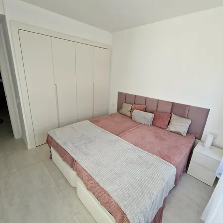 In Vanian Gardens Apartment Estepona