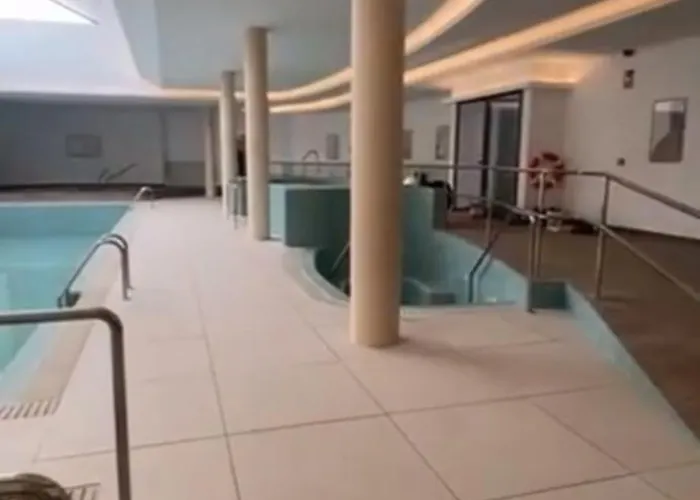 Apartment In Vanian Gardens