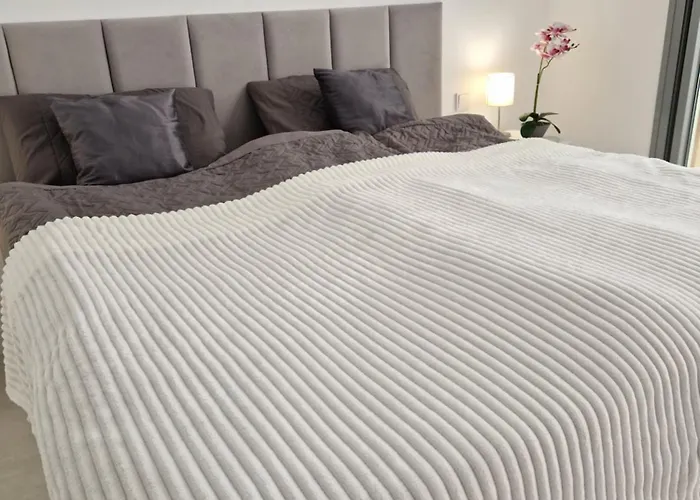 In Vanian Gardens Apartment Estepona