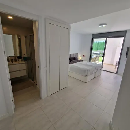 Lägenhet In Vanian Gardens *