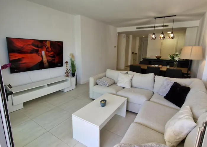 In Vanian Gardens Lägenhet *